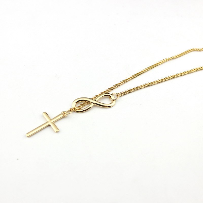 Cross short necklace - Lotta Deals